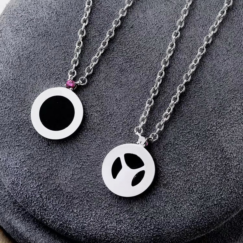 

Europe America Fashion Style Men Lady Women Stainless Steel 18k Gold Engraved B Letter 10th Anniversary Onyx Insert Ruby Pendant Chain Necklace