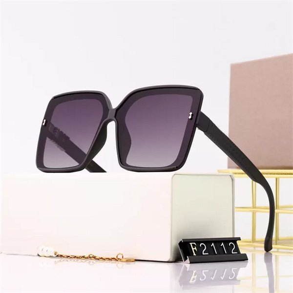 

Fashion mens Designer Sunglasses Goggle Beach Sun Glasses For Man Woman Polarized glasses