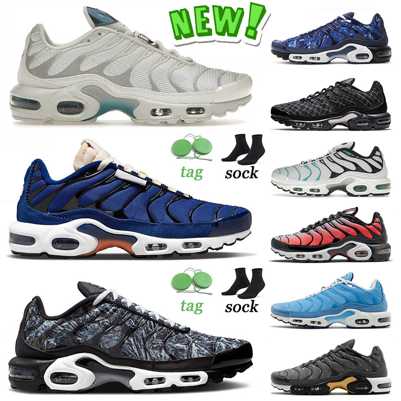 

Hot Selling TN Plus SE Running Shoes Mens Women Metallic Teal Shattered Ice Black Midnight Navy 3D Hyper Jade Sisterhood University Blue Sports Tuned Sneakers Size 12, C29 fade blue hero volt 40-46