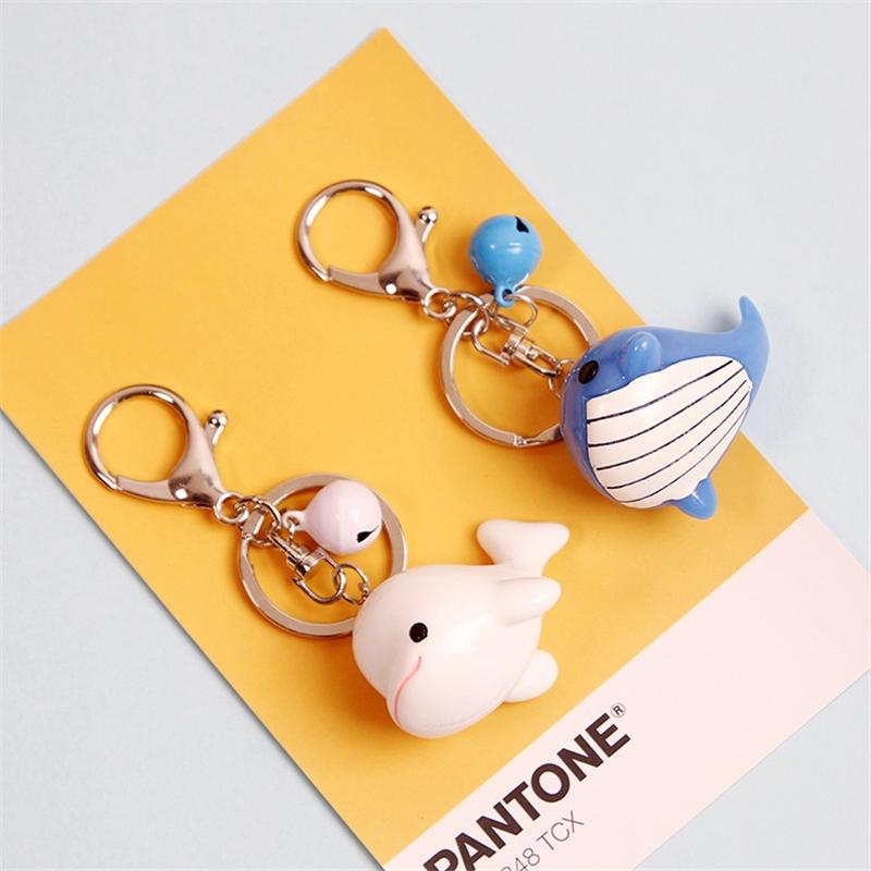 

Keychains Cute Three-Dimensional Dolphin Blue Whale Alloy Car Keychain Powder Bell Pendant Men Women Couple Backpack Bag Jewelry