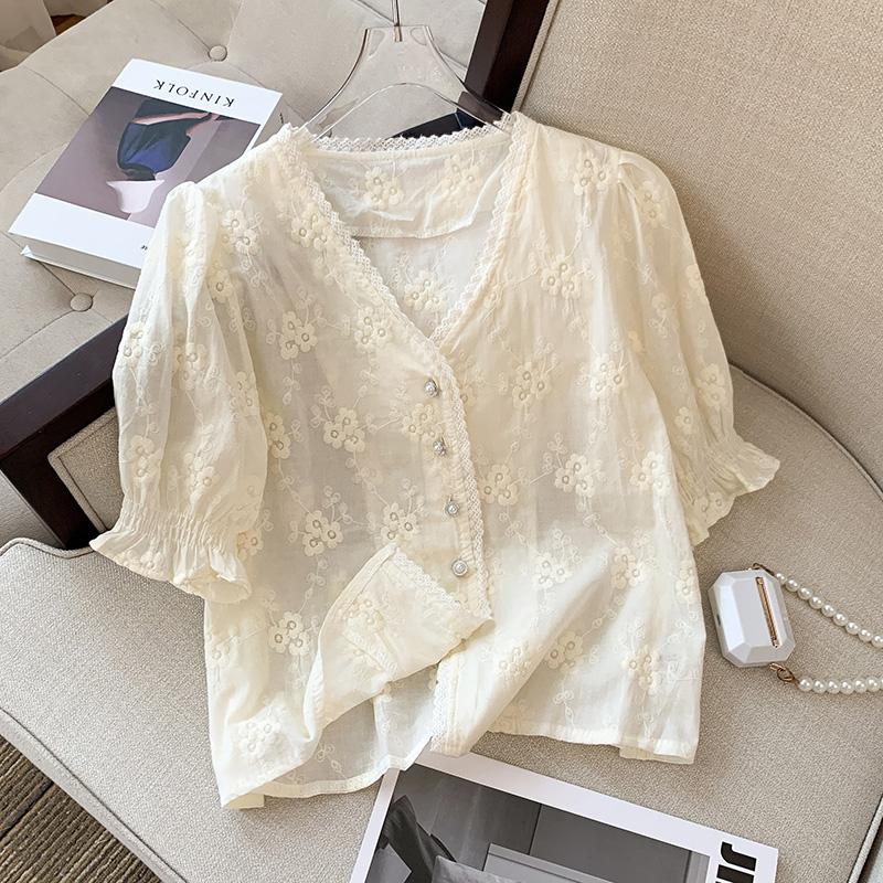 

Women' Blouses & Shirts Embroidery Lace Flower Sweet Summer Women Casual V-neck Loose Puff Sleeve Pearl Buttons Tops Aesthetic Beach N633Wo, White