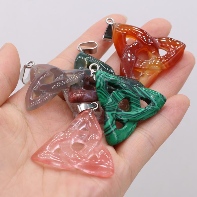 

Pendant Necklaces 1PC Triangle Natural Stone Charms Red Agates Malachites For Making DIY Jewerly Necklace Gift 32x35mm