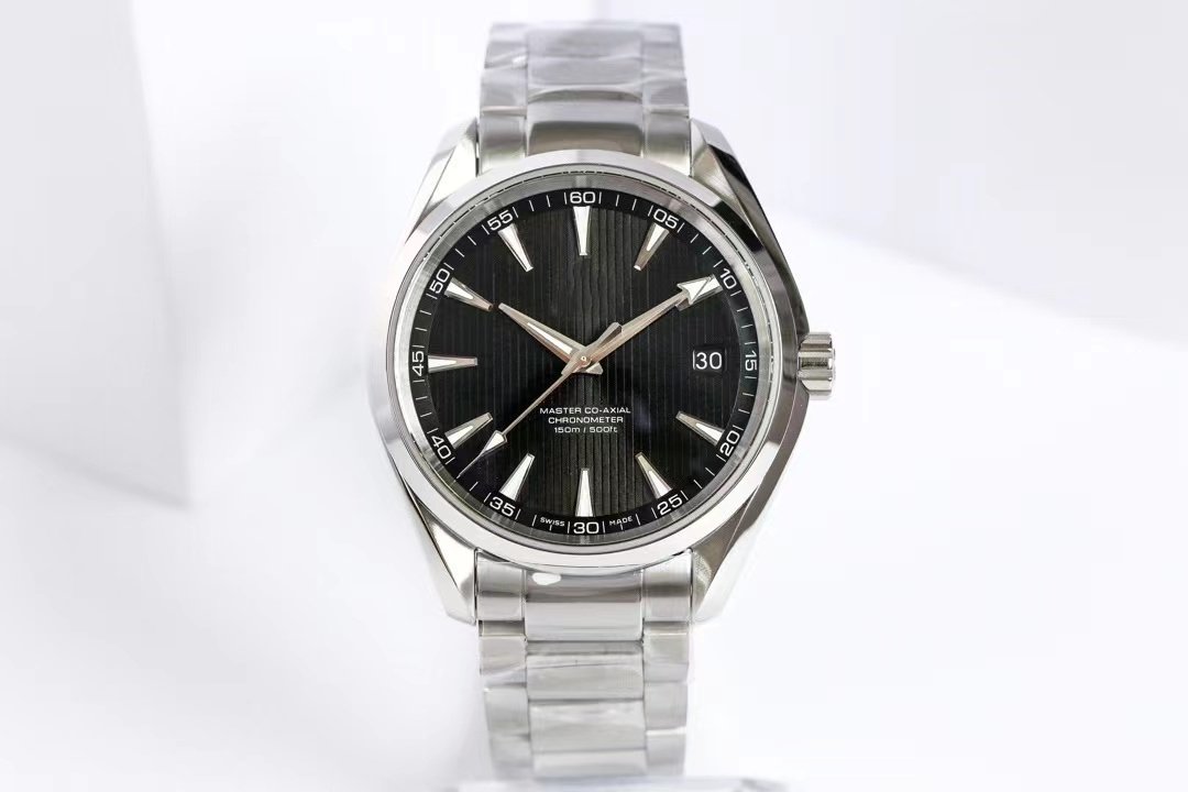 

high quality VS factory man watches Automatic machine 8500 movement Size of 41.5 MM Pure steel quality Sapphire crystal glass waterproof, As shown