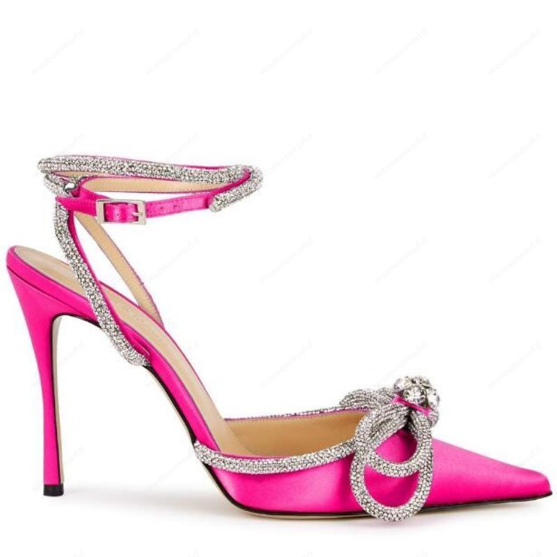 Designer de luxe sandales à talons hauts femmes mach Satin Bow Chaussures habillées Cristal Talon stiletto orné de strass Rose rouge Talon bride