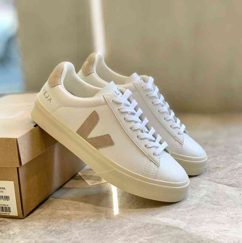 

French Veja White Shoes Bred with a Small Number of Lace Ups Versatile Lovers' Classic Casual and Comfortable Sports Board O7iz, Red