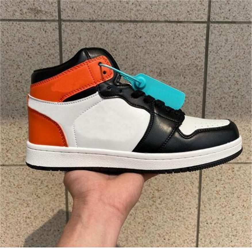 

White Black 1s Basketball shoes Jumpman 1 Bloodline Men Women Sneakers Fearless Obsidian UNC Patent toe top Trainers Dress Shoe, Go17