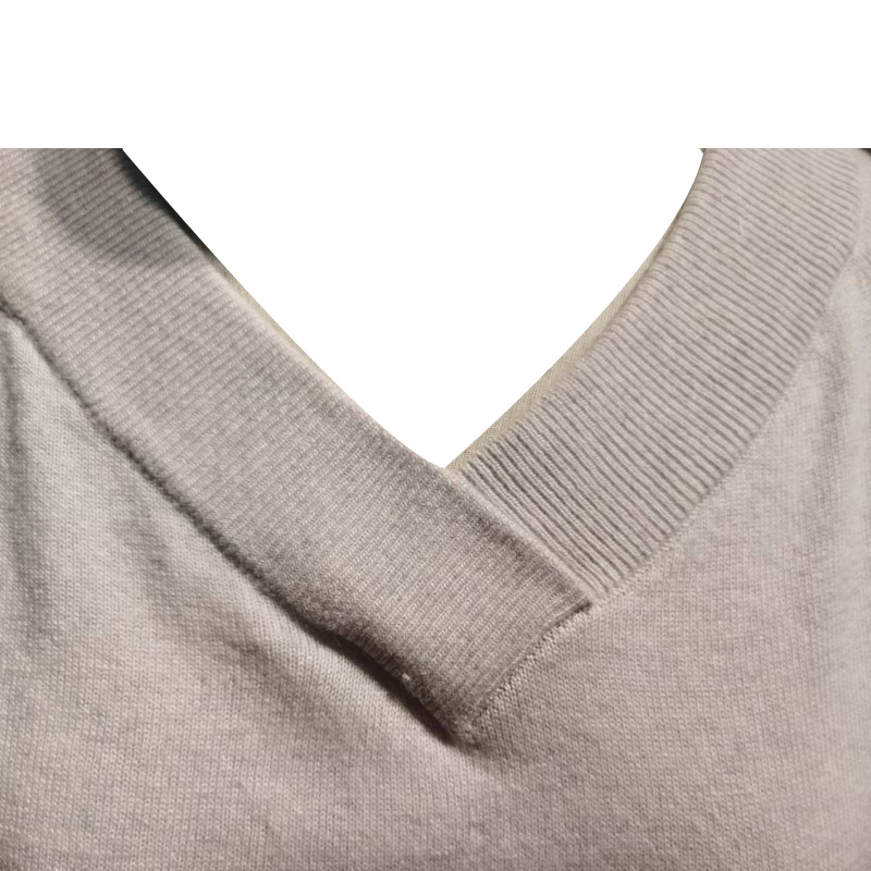 

V-neck pullover loose and slim knitted sweater top trendy women, White