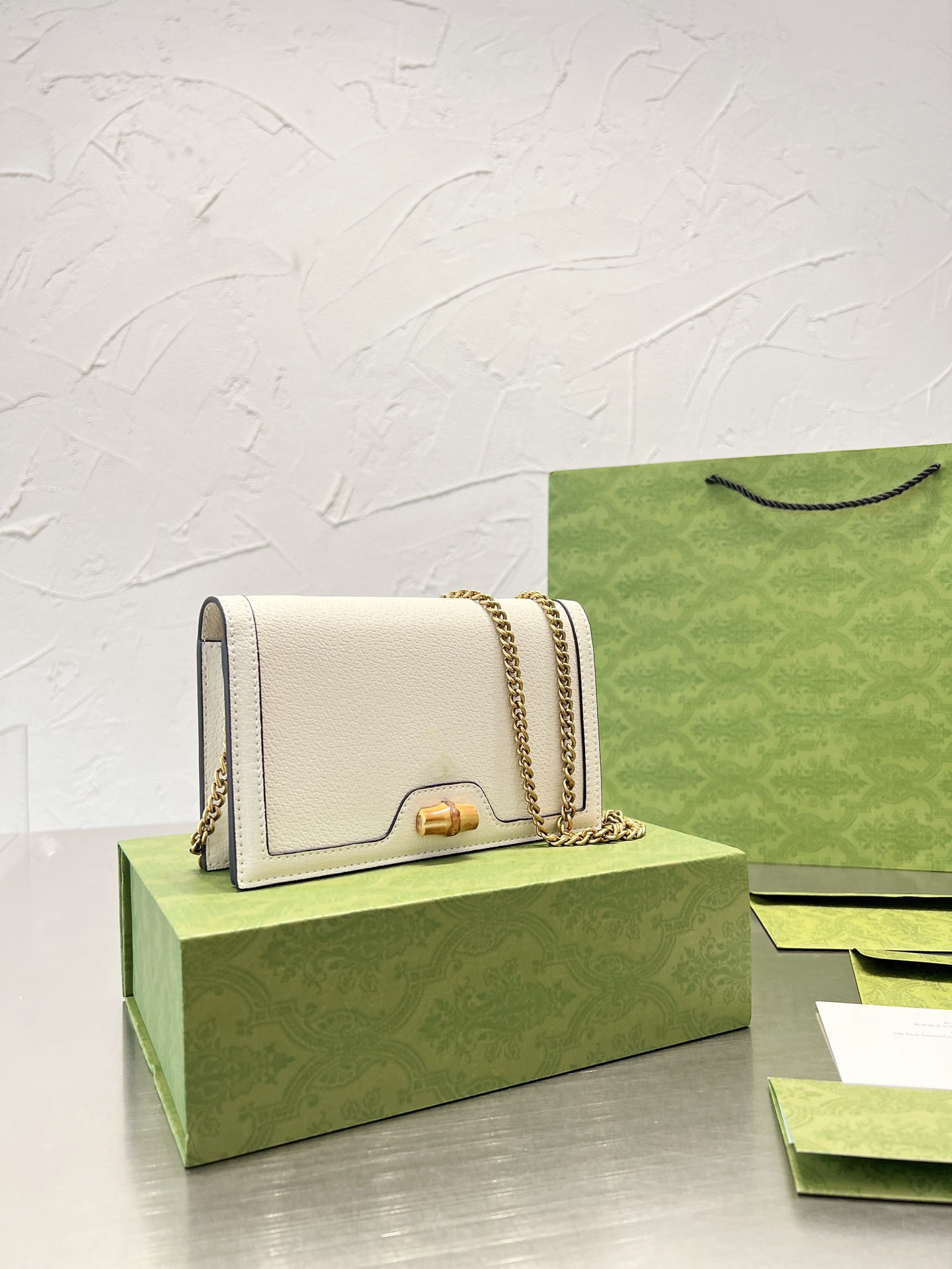

designer bagsHigh quality shoulder bag luxury women cross body handbag fashion with classic letter designer bags size 2