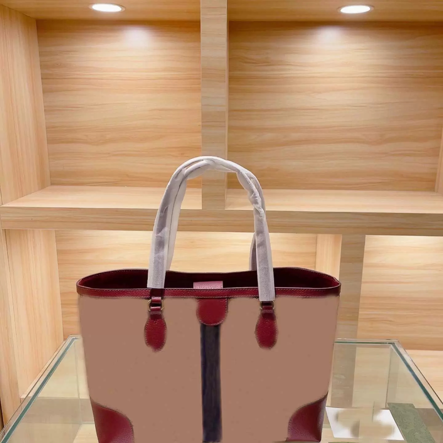 

Classic fashion large capacity Tote Bag luxury designer urban canvas leisure vacation multifunctional retro handbag020