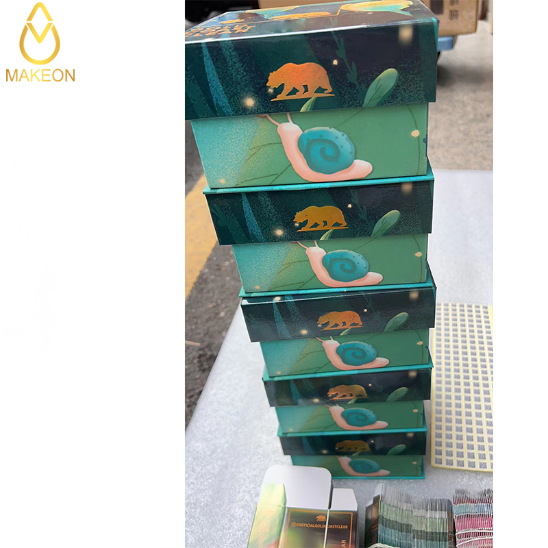 

Gold Coast Clear GCC Vapes Carts 0.8ml/1.0ml Atomizers Disposable Vapes Device Starter Kits Winter Edition 510 Thread Battery Vaporizers Custom Packaging