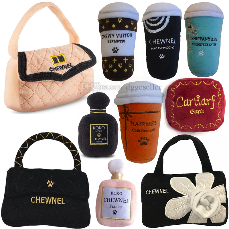 

Designs Dog Toys Fashion Hound Collection Unique Squeaky Parody Plush Dogs Toy Handbag Cup Perfume Bottle Passion for Fashion 10 Color Wholesale H23