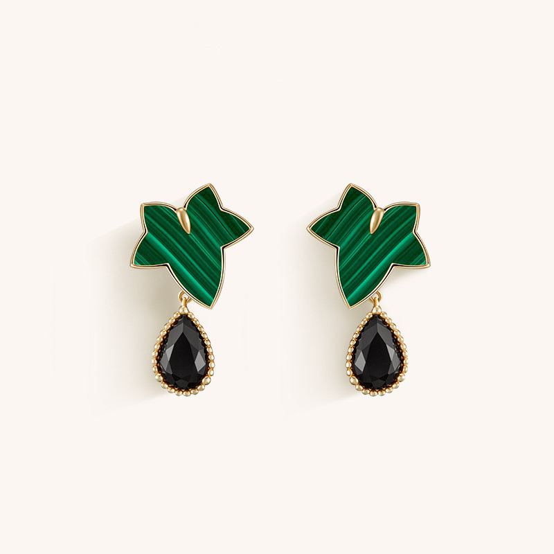

New Temperament Water Drop Fashion Simple Green Earrings Female