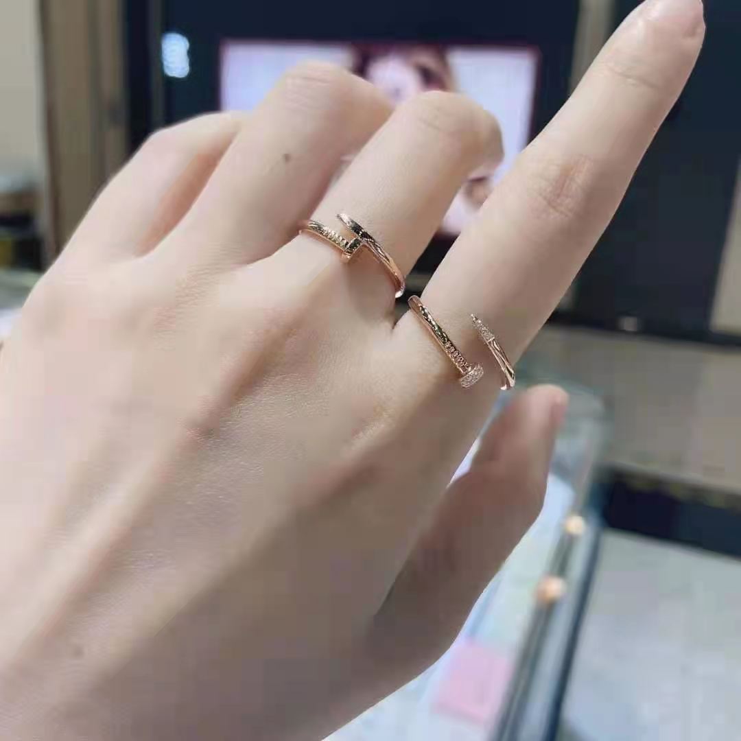 

2022 Designer Nail Ring Luxury Jewelry Midi Rings For Women Titanium Steel Alloy Gold-Plated Process Fashion Accessories Never Fade