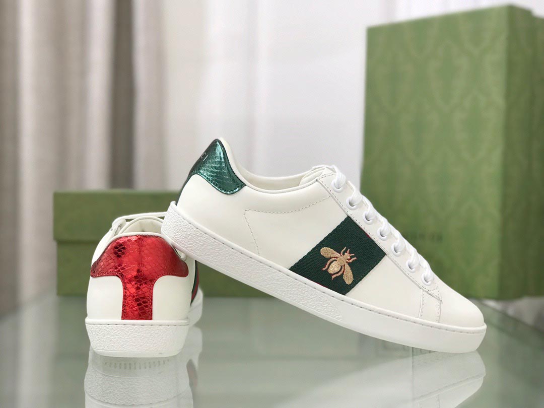 

Designer Casual fashion Outdoor Shoes Italy Ace Sneakers Bee Snake Leather Embroidered Black men Tiger Chaussures White Walking Sports Platform Trainers With box, 29