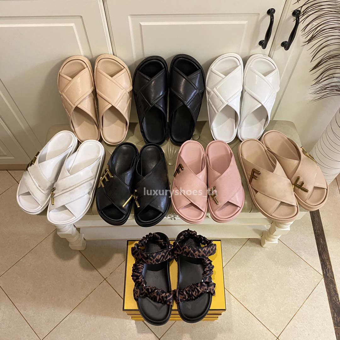 

Graphy Slippers Designer Slippers Feel Sandals Newest Women Slipper Satin Sandal Black Leather Sandals Wide Cross LACES Gold Metal Letter Shoes