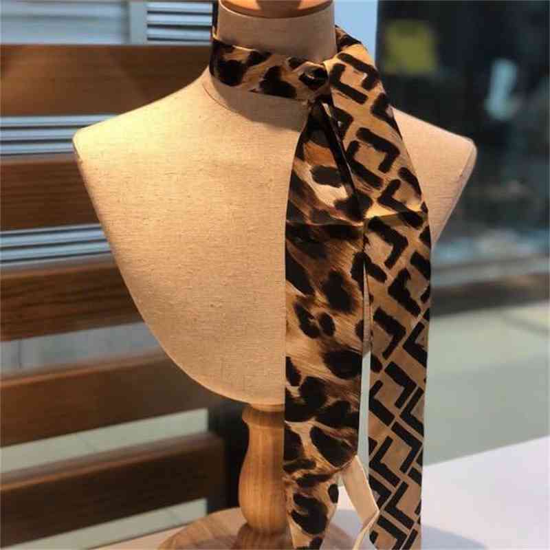 

Designer Ff Fend Channel Handbag Silk Scarf Fashion Head Hair Band Ribbon Old Flower Binding Bag Handle Fashion Rectangular Pop Style Small Fd Scarf