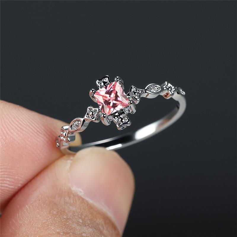

Wedding Rings Multicolor Zircon Square Small Stone Ring Rainbow Crystal Engagement Thin Trendy Silver Color For Women PartyWedding
