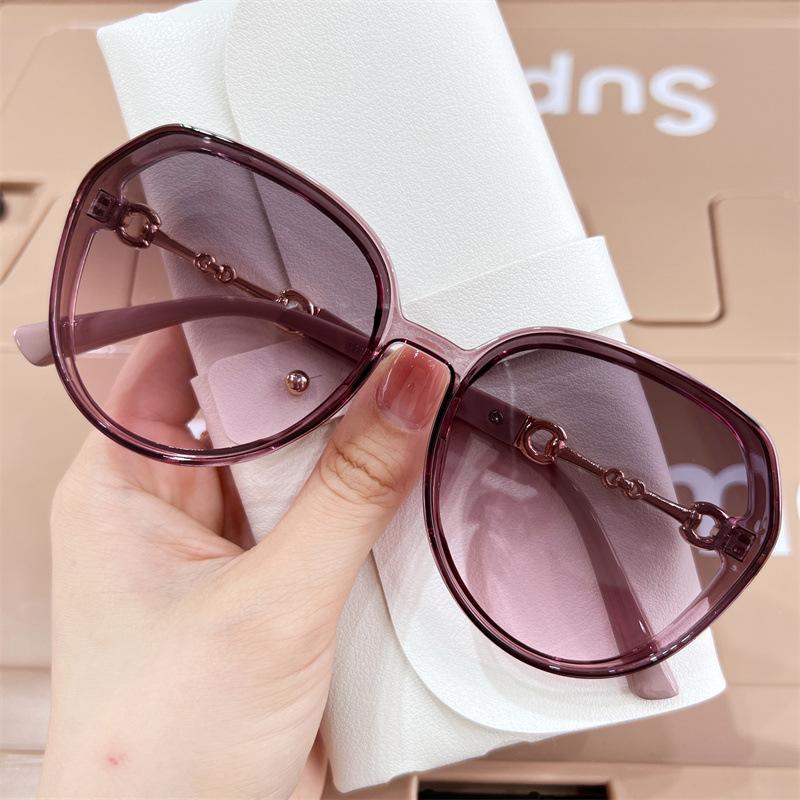 

Sunglasses Simple Full Round Frame Gradient Multicolor Trendy Fashion Female Shades Top Brand Designer UV400 EyewearSunglasses