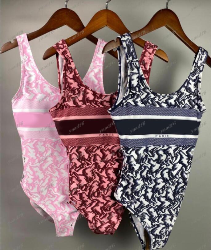 

2022 Summer Fashion Designer Women' Plus Size Swimwears High-end Womens Plus-size swimsuit comfortable sexy luxury CD beach women' wear