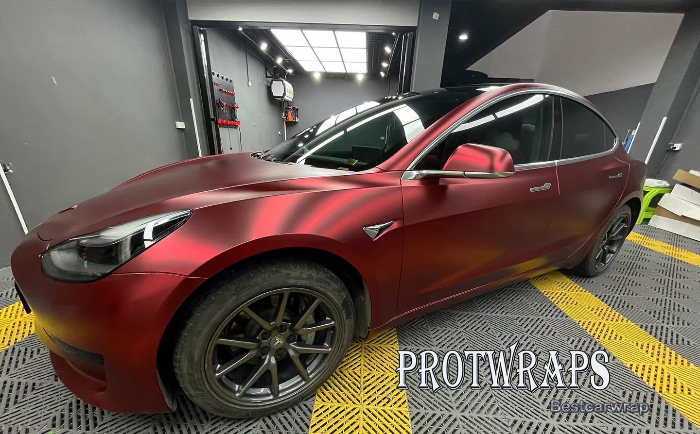 

Top Quality Deep Romantic Red Satin Chrome Vinyl CAR Wrap Film sticker Wrapping Covering Foil Low tack glue 3M quality 1.52x20m Roll 5x65ft, Dark red