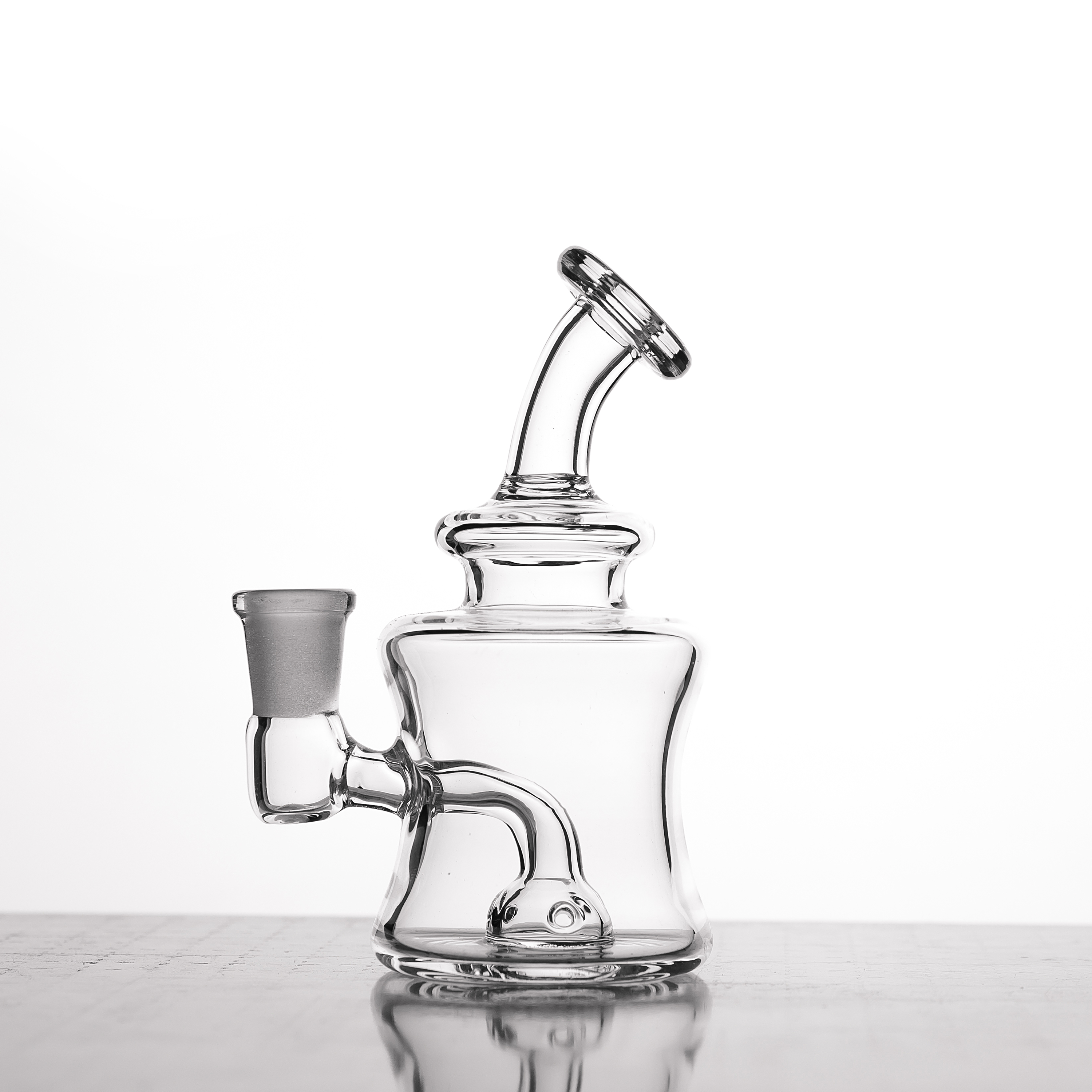 Hookahs Mini glass hookah triangular shape oil rig bubble machine3.9 inches high-image-767237120