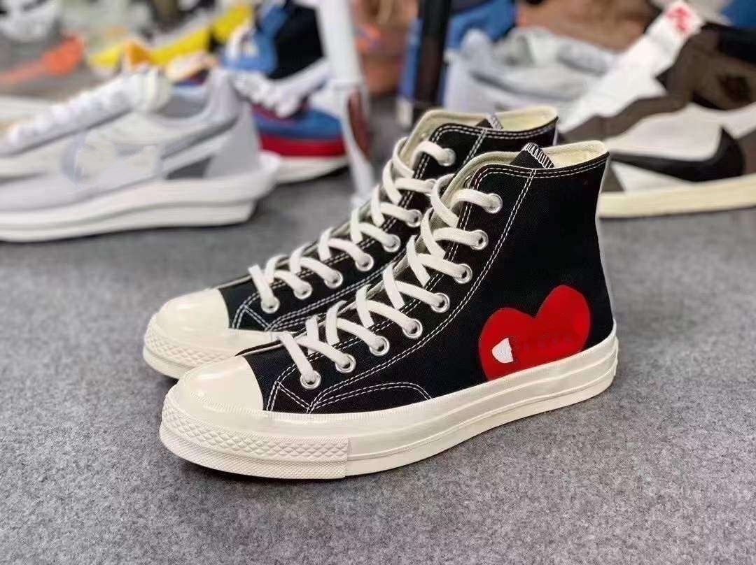 

Chuck Shoes Luxury Canvas Skate Play Jointly Big Eyes High Top Dot Heart Women Men Designer Sneakers Chaussures size 36-44, 1 no box