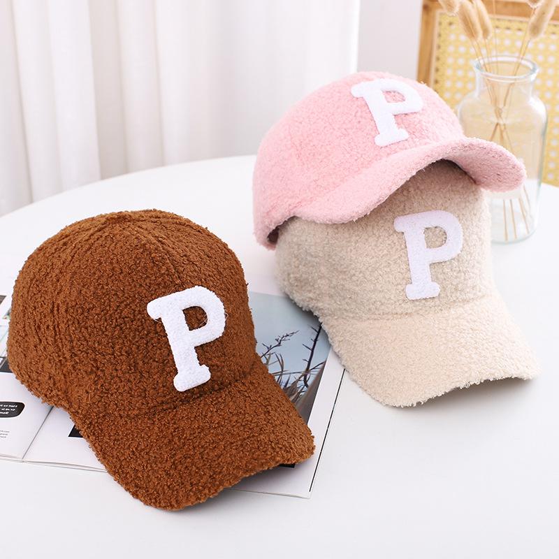 

Berets P Word Warm Wool Baseball Caps Peaked Cap 60% Adjustable Size