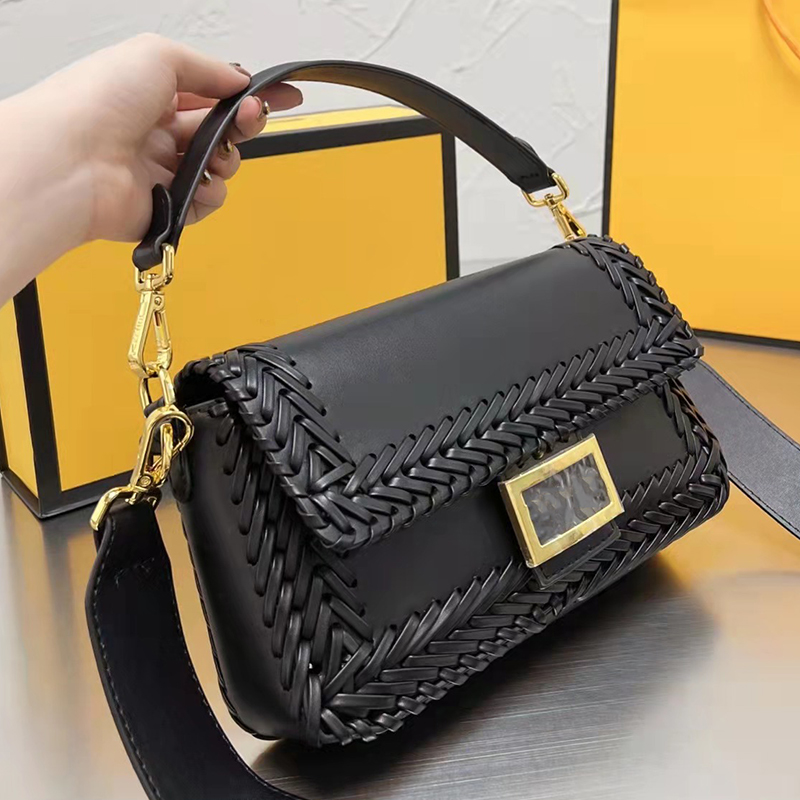 

Designer Women Hand Woven Baguette Bag Buckle Baguettes Crossbody Handbags Lady Leather Tote Shoulder Handbag With Handle Luxurys Bags, Pink