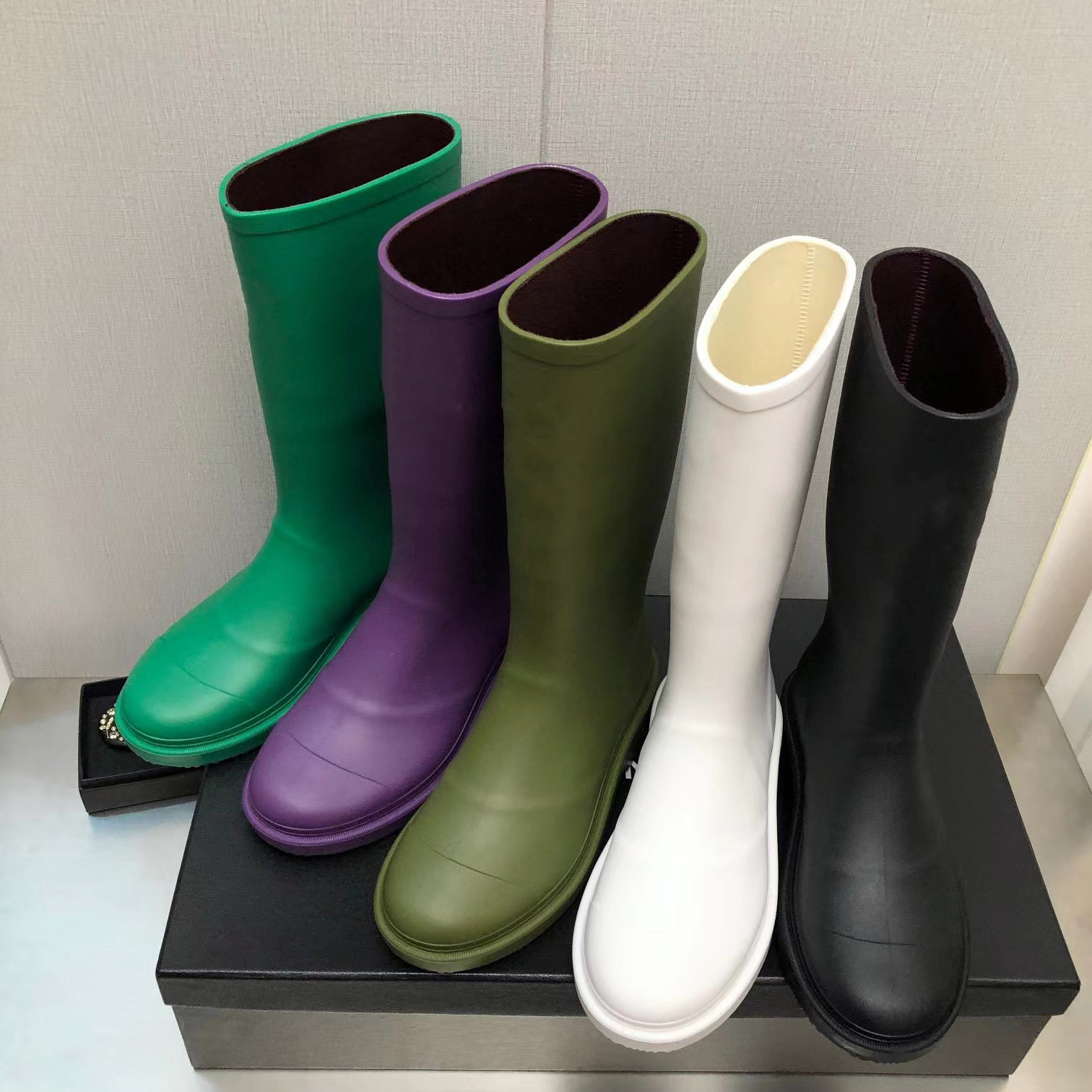 

Black Rain Boots Rev Rubber Pvc Logo Rainboots Rain Appearance burst watch upper foot is soft and slim Water Shoes 35-41, Other