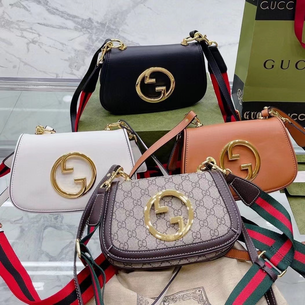 

Quickly put on the chain GUCCI bag link products, Black