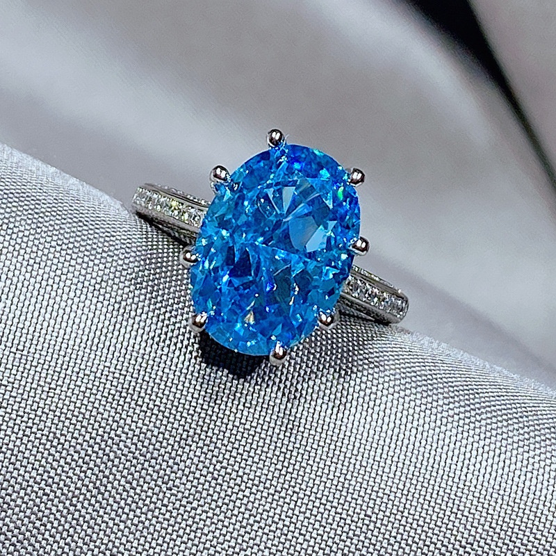 

S925 Silver High Carbon Diamond Ring The Stone Size 10 X 14mm Ring Size 5-9