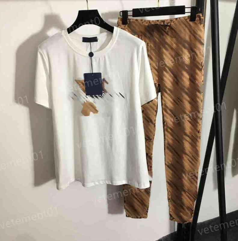 

Womens Two Piece Pants Chest Letter Printed High Quality T-shirt And Classic Logo Printed Trousers 2 Piece Sets Designer Tracksuits For Women Clothing 0912