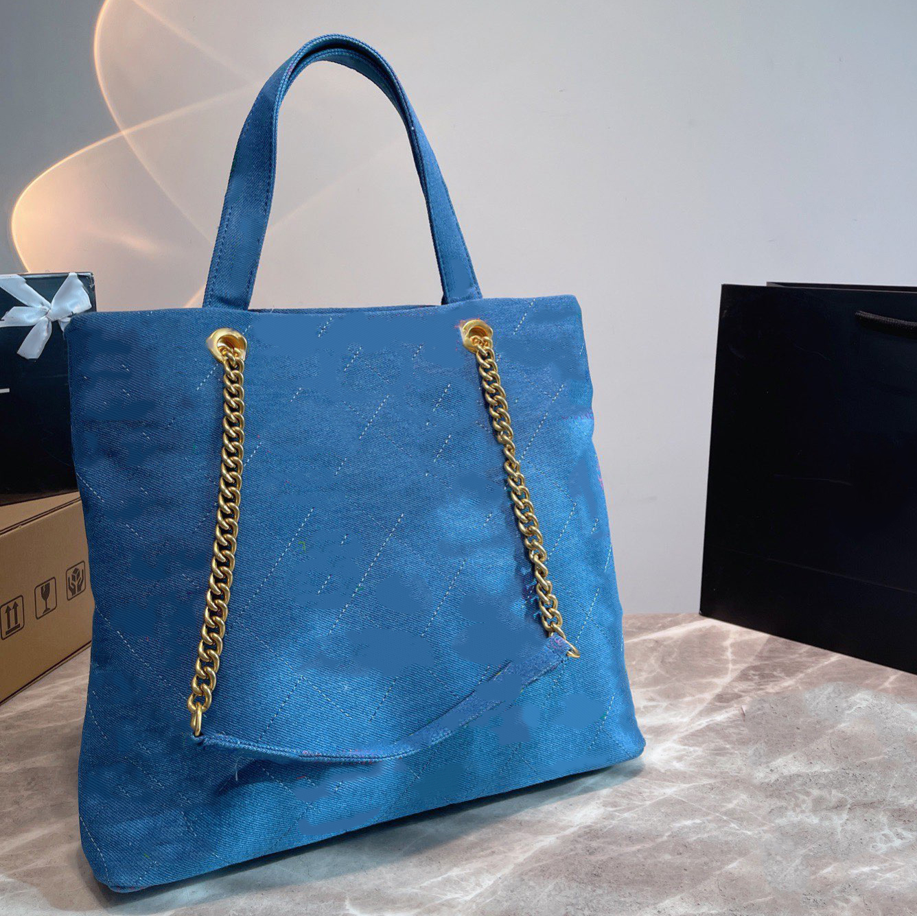 

Designer Ladies Tote Bags Denim Black Blue Classic Quilted Plaid Letter Metal Chain Shoulder Bag Luxury Retro Outdoor Regular Large Capacity Shopping Bag 34Cm