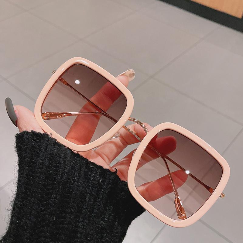 

Sunglasses Fashion Vintage Big Frame Square Women Brand Designer Color Sun Glasses Female Show Shades Oculos FemininoSunglasses