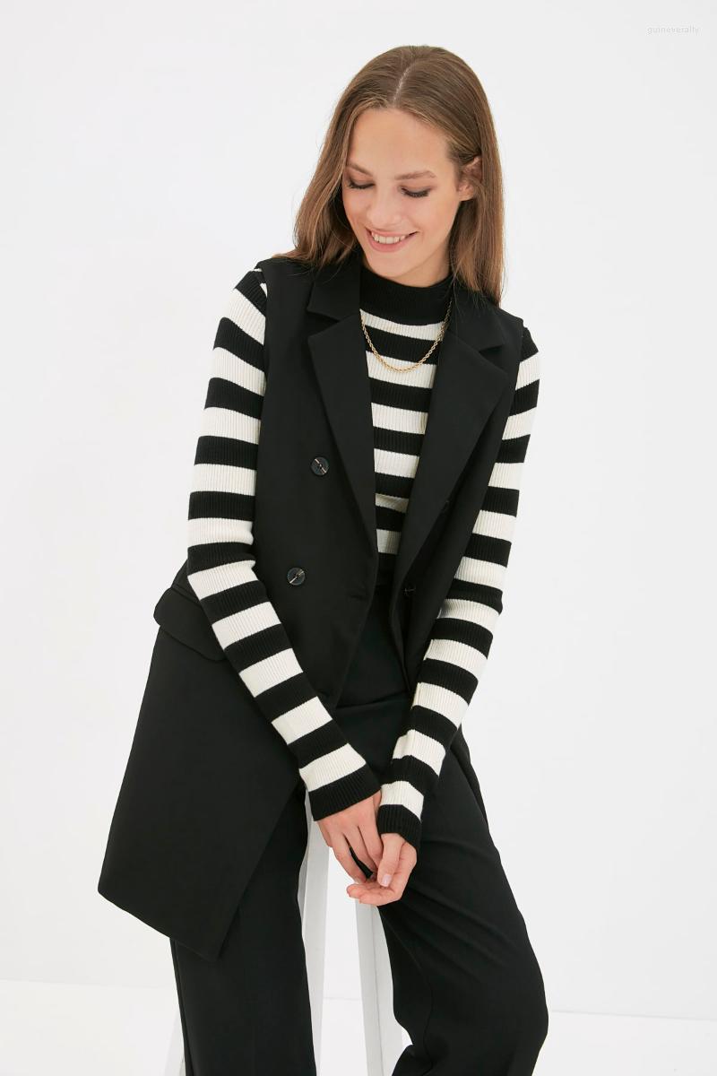 

Women's Vests Trendyol Jacket Collar Vest TCTAW22YL0010 Guin22, Black
