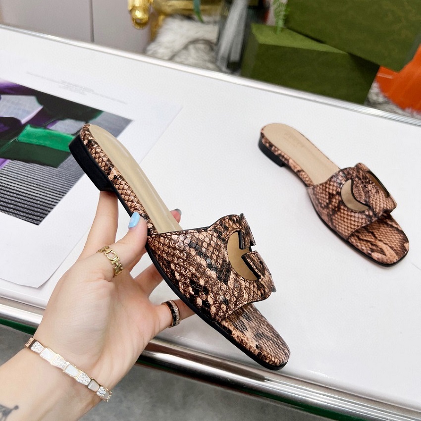Pantoufles de créateurs Femmes Pantoufles Sandales de luxe Sandales de marque Sandales en cuir véritable Flip Flop Flats Slide Chaussures Casual