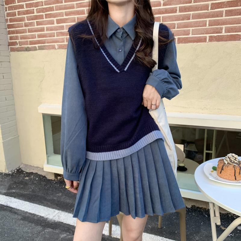 

Casual Dresses Preppy Style Two Piece Sweater Dress Korean Long Sleeve Shirt Pleated And Knitted Vest Loose VestidosCasual, Wine red vest