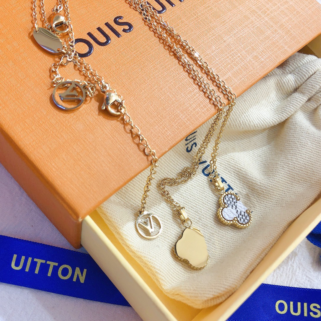 

Fashion Womens Design Necklace Faux Leather 18K Gold Plated Stainless Steel Necklaces Choker Chain Flower Letter Lock Pendant Wedding Jewelry X355