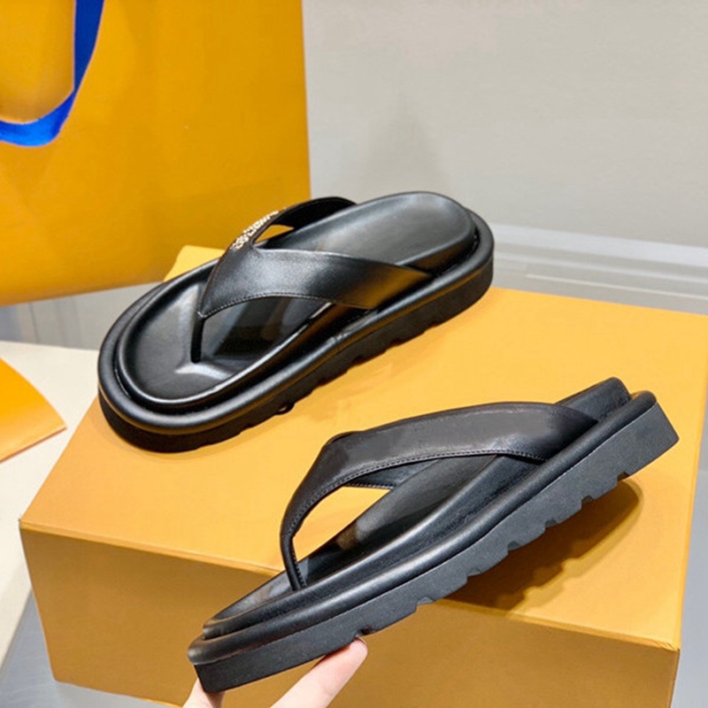 Sliders Designer Haute Qualité Femmes Pantoufles Classiques Paris Mode Été Filles Plage Diapositives Noir Blanc printread Denim Tongs Sandales PO