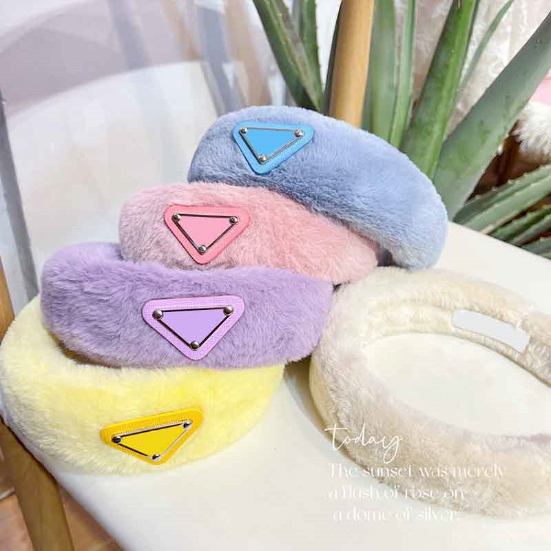 

Autumn Winter Ladies Plush Headbands Furry Wide Brim Hair Hoop Fluffy Triangle Headband Wholesale