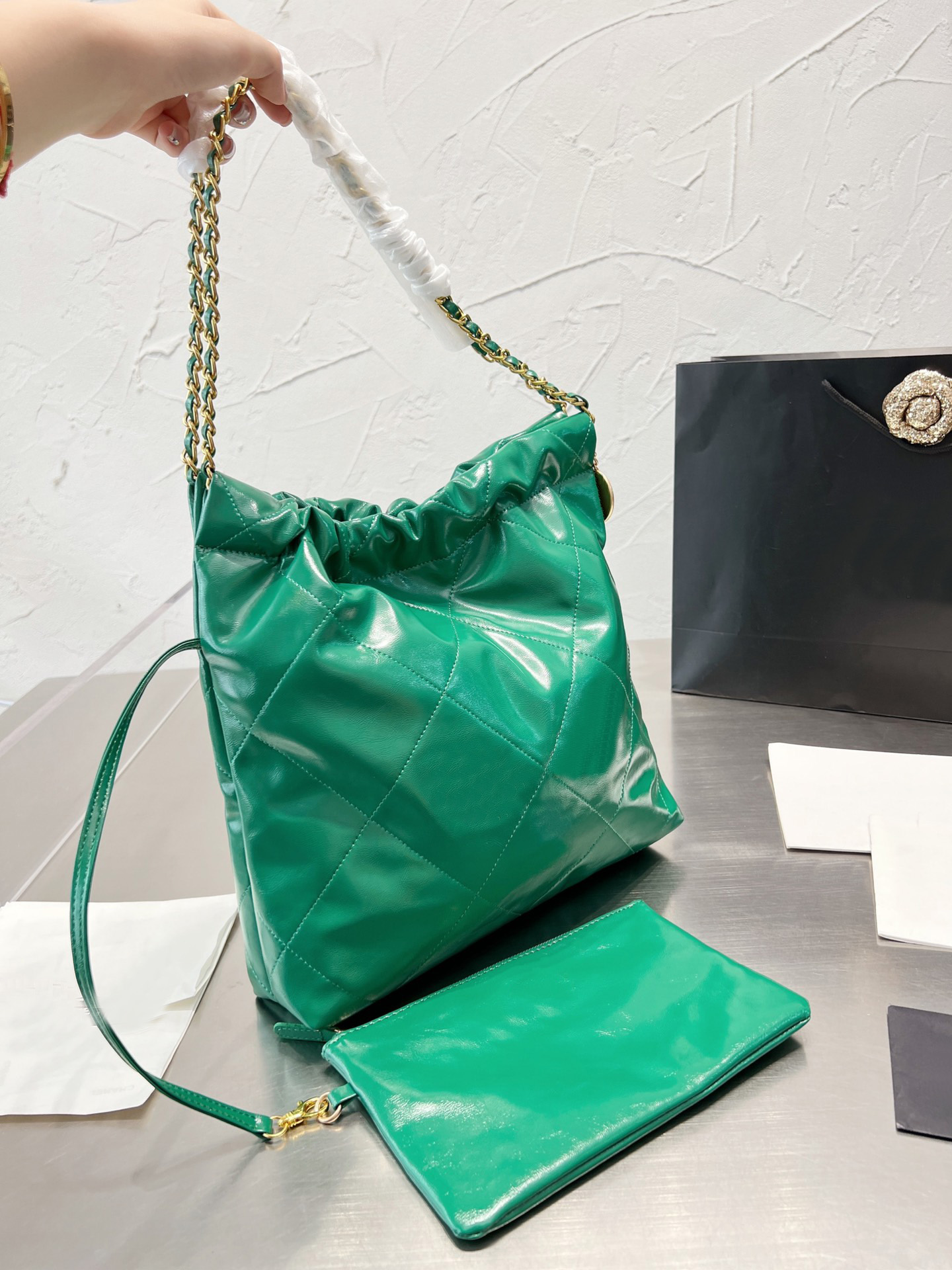 

TZ Classic Designer 22 Small Trash Bag Green Large Capacity Metal Hardware Double Chain Quilted Shopper with Single Zipper Wallet Coin Purse Gold Shoulder Handbags, Shipping