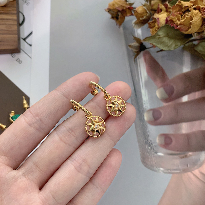 

New designed Vintage stud earings eight awn star compass Double Sided colorful shell Agate Rose des Vents women's earring hoop Designer Jewelry High quality 0251