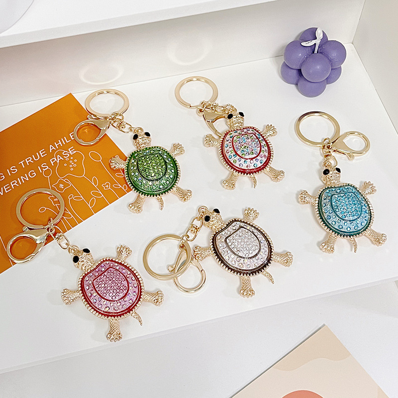 

Fashion Rhinestones Tortoise Shape Pendant Keychain Novelty Gadget Trinket Souvenir Christmas Gift Animal Key Rings Alloy Material