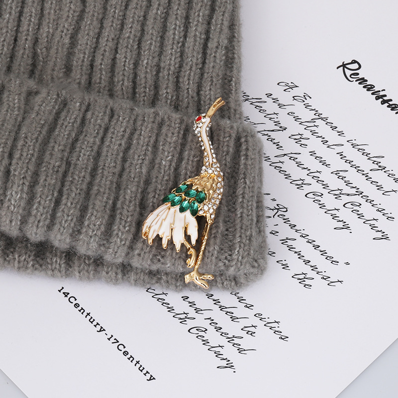

White Green Diamond Red-crowned Crane Brooch Women Men Zinc Alloy Anti-emptied Suit Skirt Clothes Badges Animal Sweater Clothing Collar Lapel Pins Corsage Brooches
