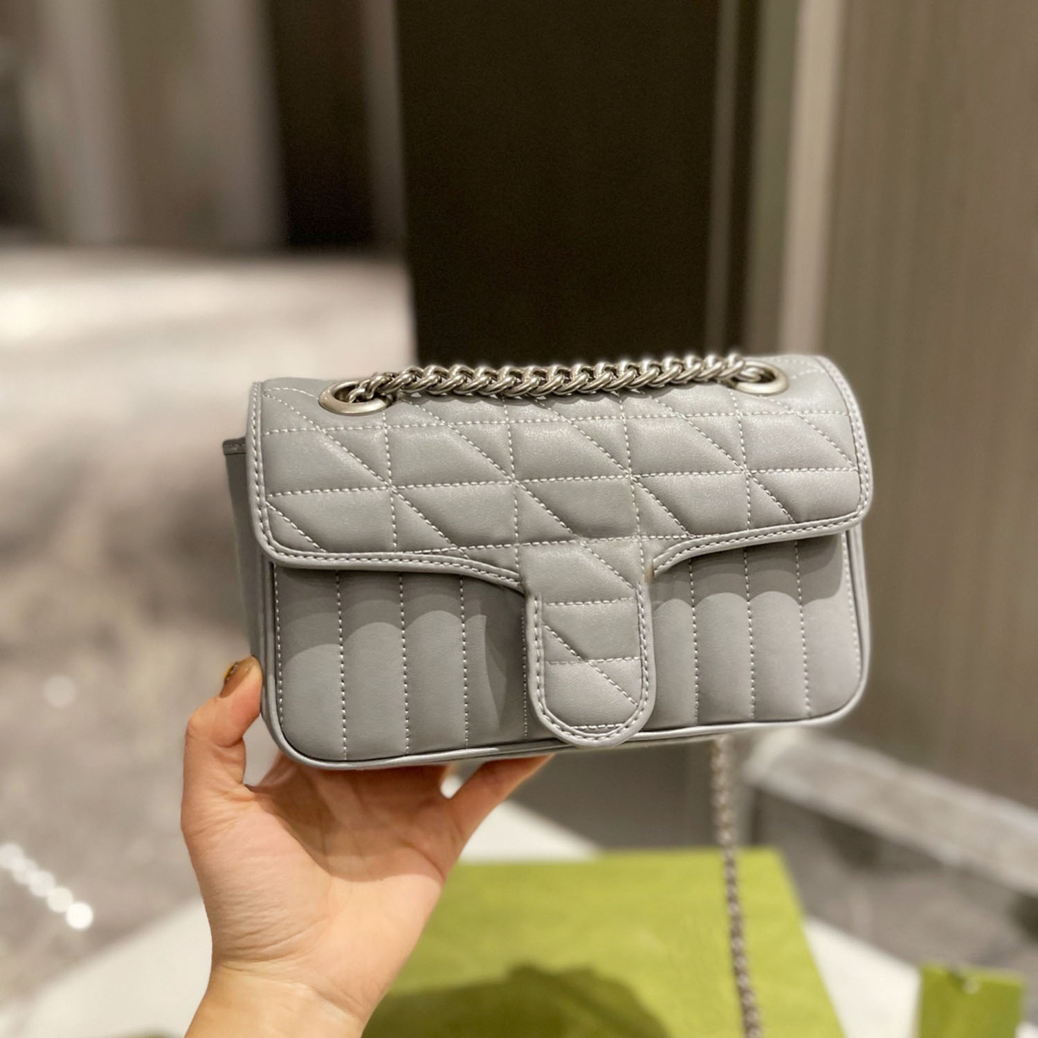 

4 Colors Ladies Shoulder Bag Ladies Chain Messenger Bag Fashion Quilted Genuine Leather Handbag Women's Designer Wallet Bag 22X13CM XB50037, With box