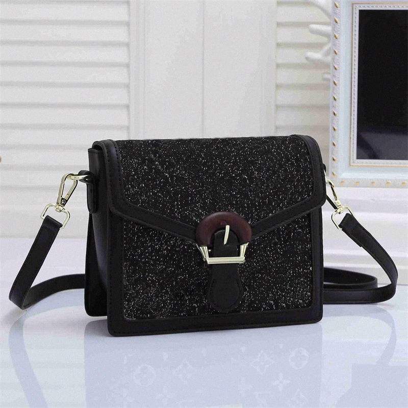 

Grenelle Pochette MM Tote Bag Womens Designer Business Handbag Luxurys Totes Crossbody Rose Ballerine Black White Epi Leather Shoulder Bag g95p#, Customize