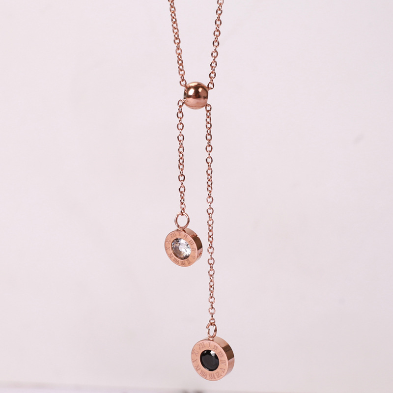 Nouveau design de mode Numéros romains Collier pendent Rose Bijoux en acier inoxydable plaqué en or rose avec zircone