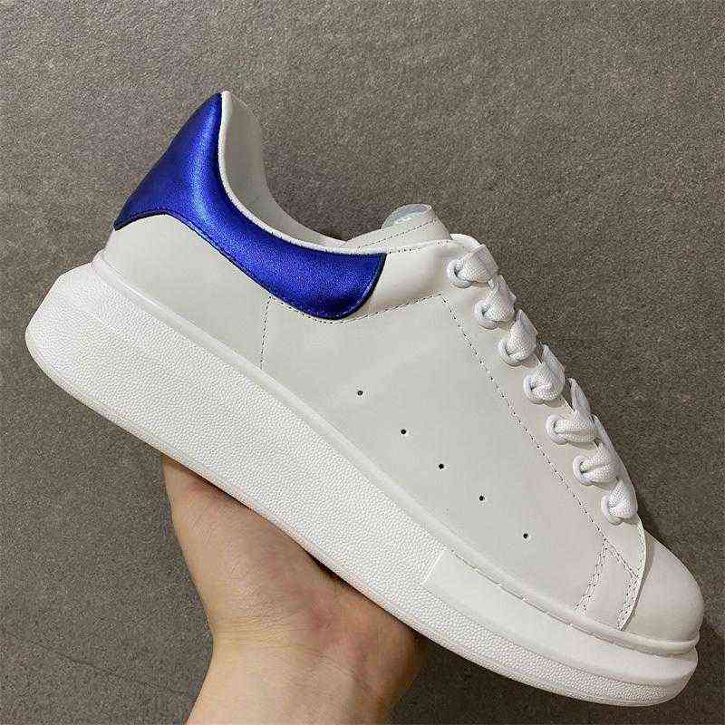 

2022 Designer Platform Casual Shoes Men Women Leather Lace Up Luxury White Black Velvet Suede Trainers Jogging Walking oversized flats sole
