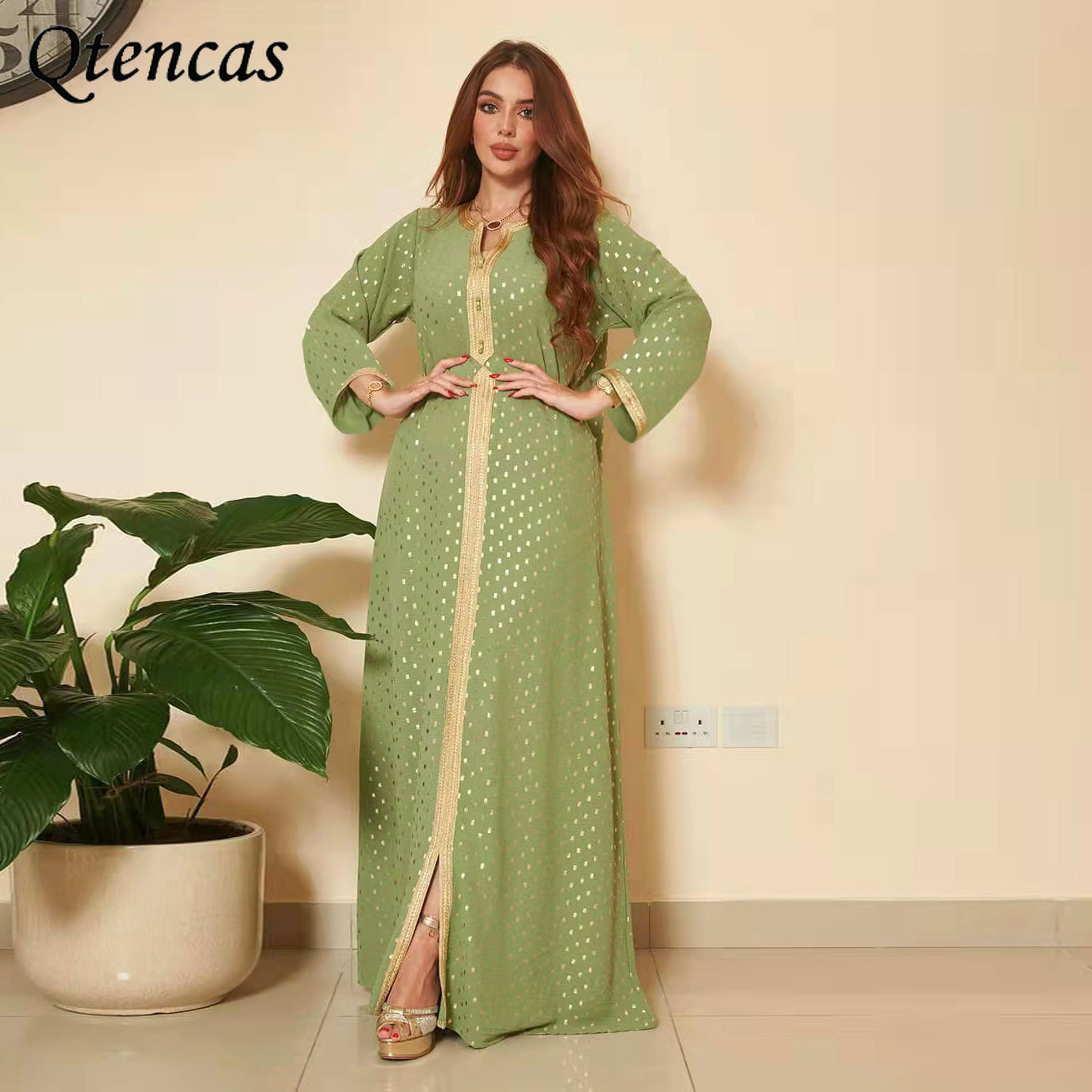 

Gold Stamping Muslim Dress Jalabiya Kaftan Robe Abayas for Women Dubai Abaya Ice Silk Fabric Arab Moroccan Caftan Party Dresses