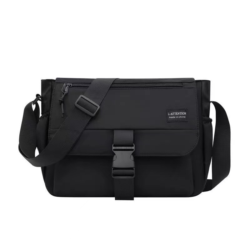 sacs de poitrine de sac à bandoulière oblique de grande capacité en nylon de mode hommes et femmes sont disponibles